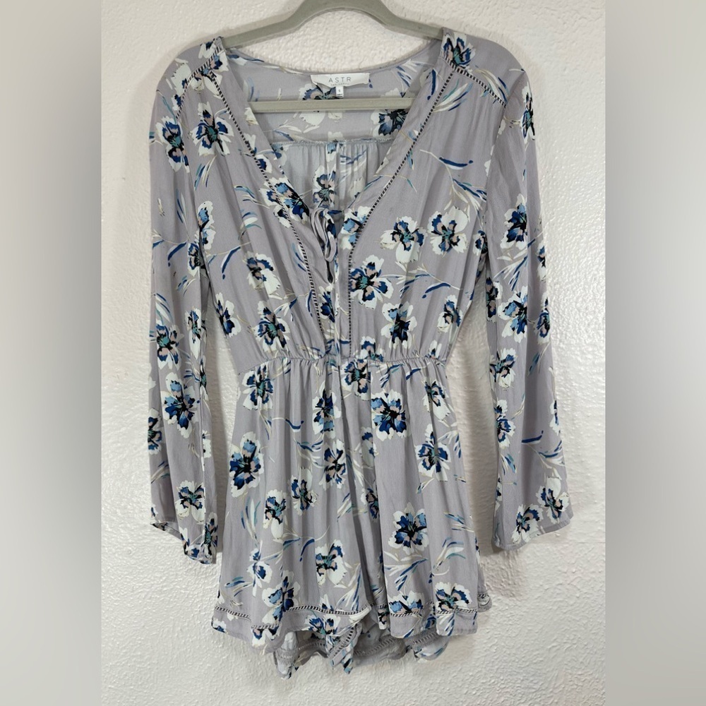 ASTR The Label Romper Lilac Floral Print Long Sleeve Feminine Boho Cottagecore